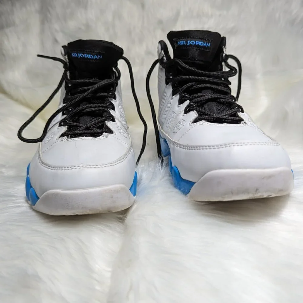 Air Jordan Men's  Style 302370-401 White Blue Size 9.5